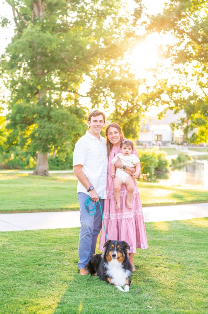 Ideal family photo With puppy